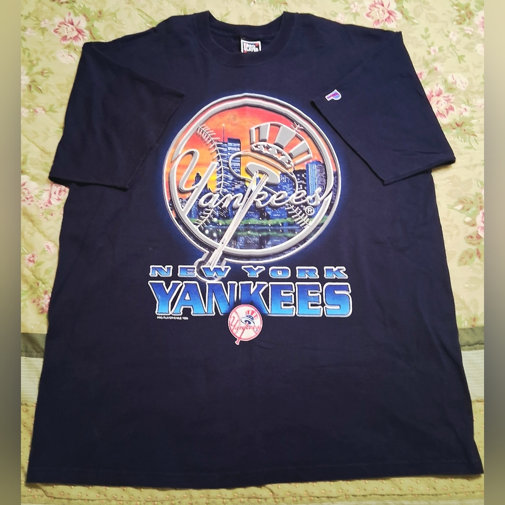 Vintage Pro Player New York Yankees Dark Blue Full Front Logo T-Shirt Size XXL
